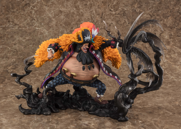 BANDAI Tamashii MARSHALL.D.TEACH -KUROUZU- 