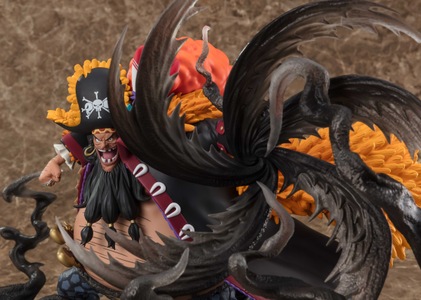 BANDAI Tamashii MARSHALL.D.TEACH -KUROUZU- 