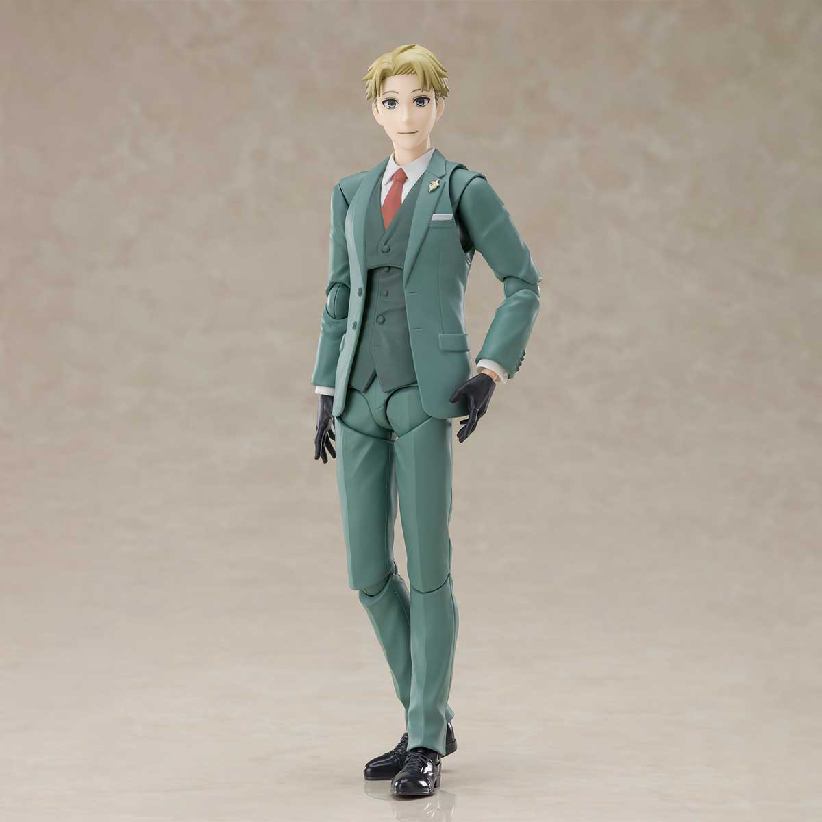 Bandai Tamashii Nations S.H.Figuarts Loid Forger Spy X Family